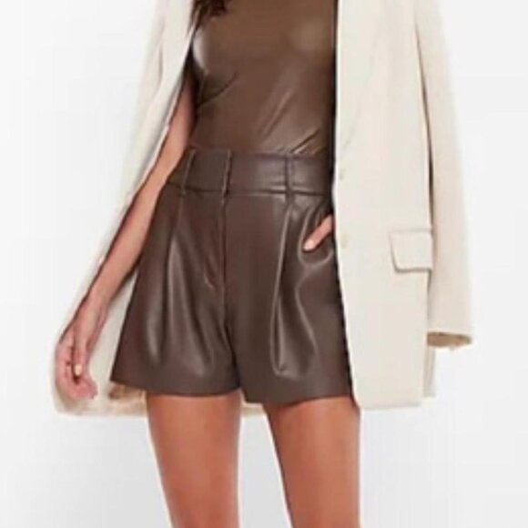 Express Brown High Waist Women Shorts - Picture 1 of 14
